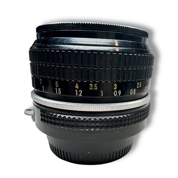 Nikon NIKKOR 50mm f/2 AI Lens Japan w/ Caps Clean Glass Fast Prime - Picture 7 of 13